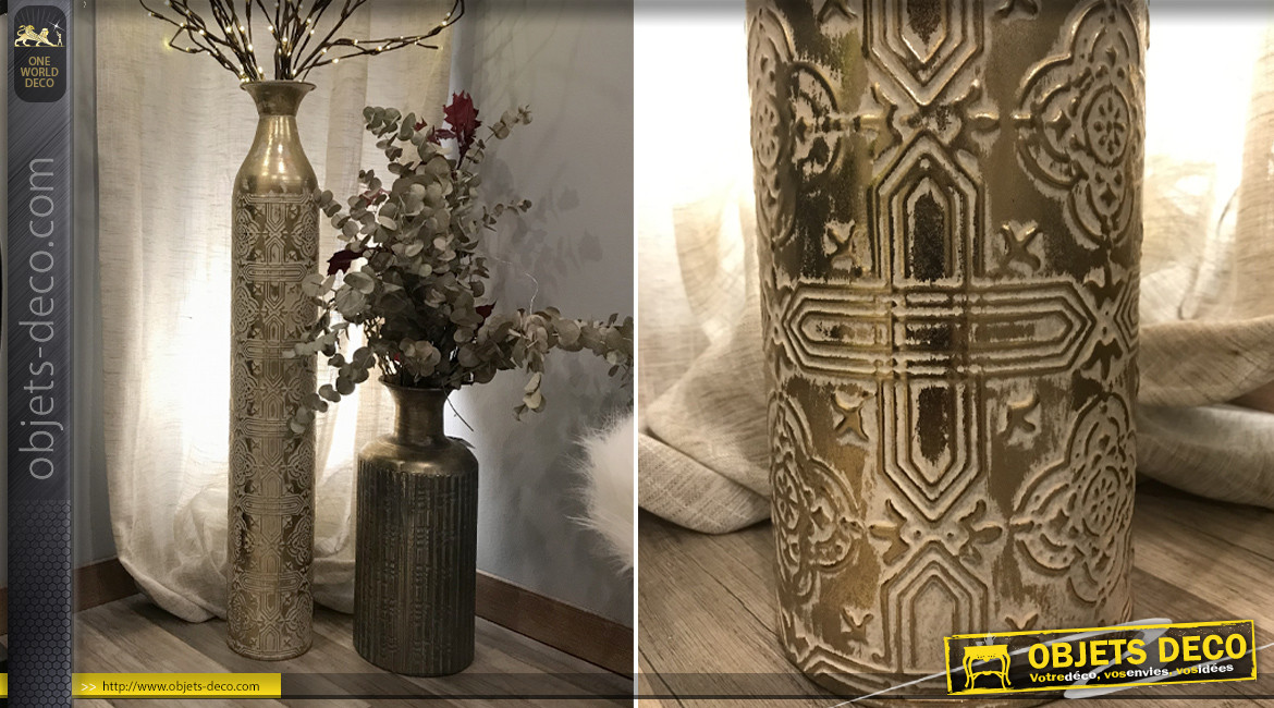 Grand vase haut en métal finition blanc et doré effet mosaique ancienne, Ø14cm / 92cm
