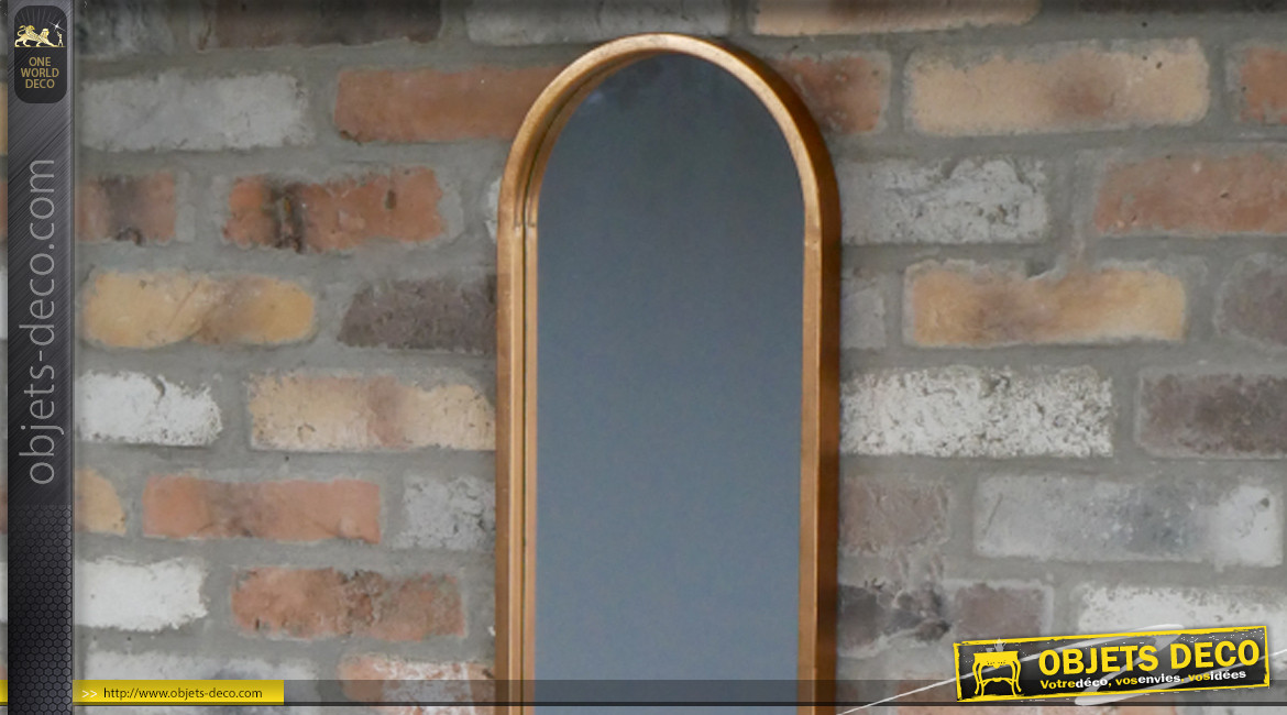 Grand miroir ovale avec encadrement finition cuivre ancien, ambiance vieille industrie, 130cm
