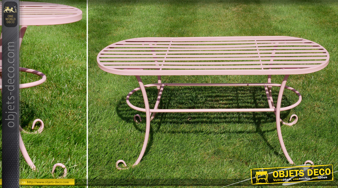 Table basse de jardin ovale en métal esprit fer forgé, finition rose dragée, ambiance douce et chic, 100cm