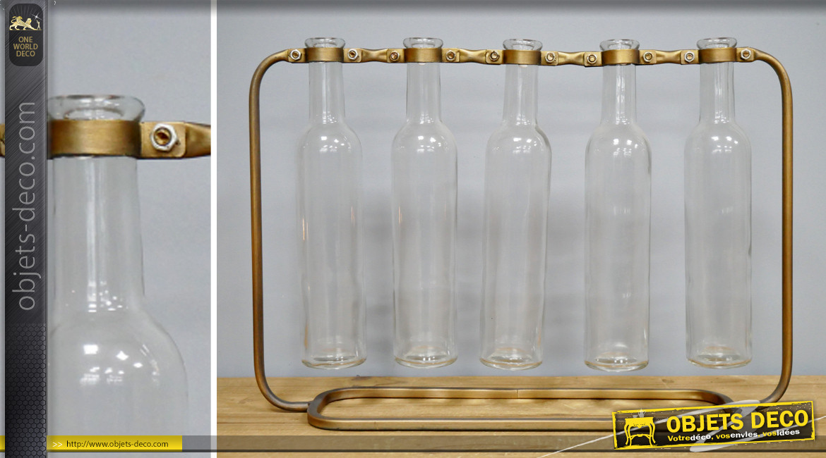 Série de 5 vases bouteilles en verre avec support en métal doré laiton, ambiance atelier, 44cm
