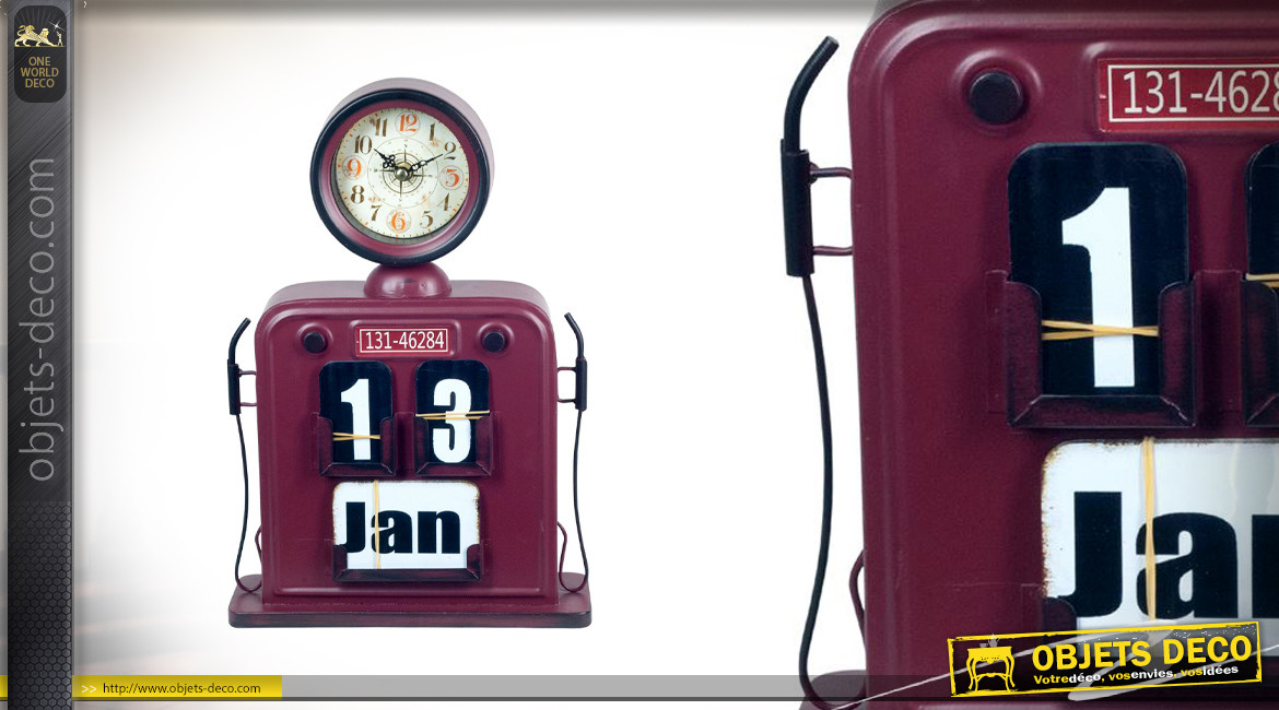 Pompe à essence version horloge et calendrier, en métal finition rouge vieilli, ambiance garage, 37cm