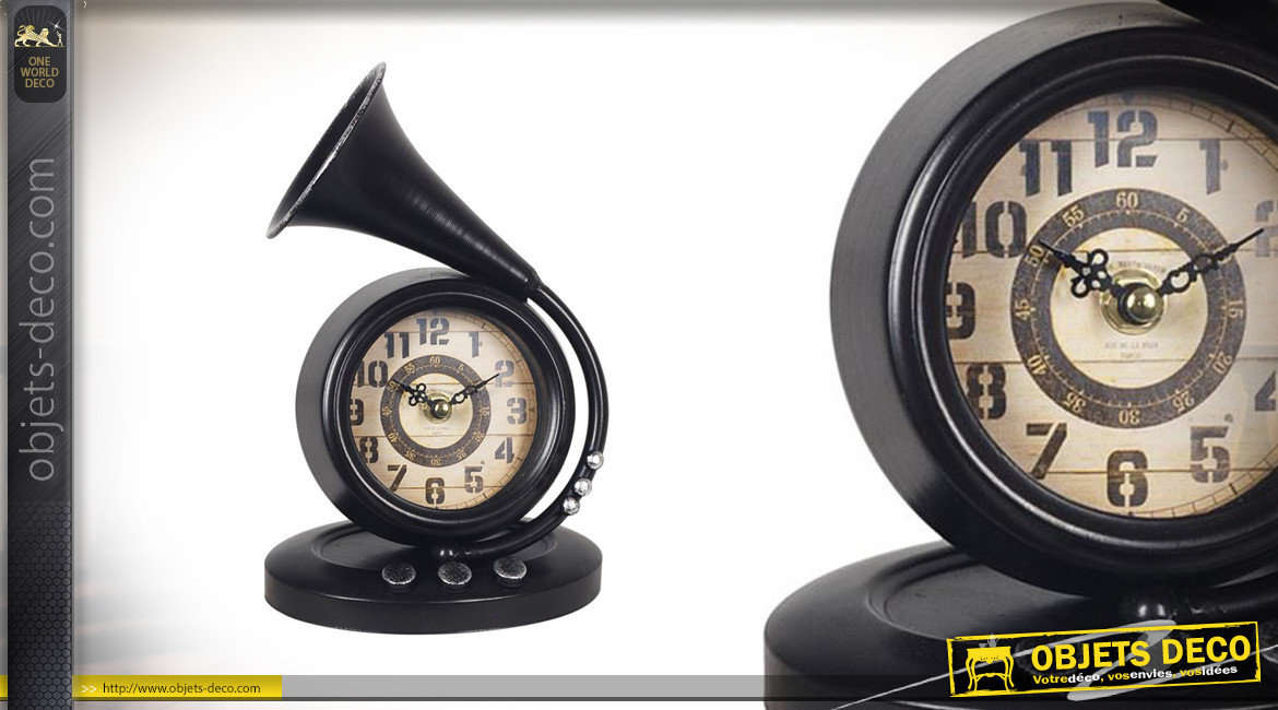 Horloge à poser en forme d'ancien gramophone, en métal finition noir ancien patiné argent, 23cm