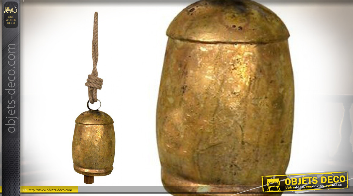 Reproduction d'une cloche en métal finition doré cuivré effet ancien, ambiance montagne, Ø10cm