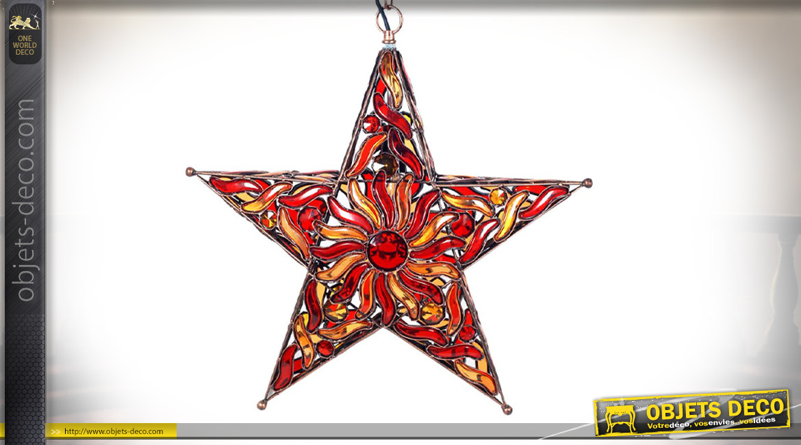Suspension en forme d'étoile colorée rouge orangée, reflets chaleureux et forme originale, 43cm