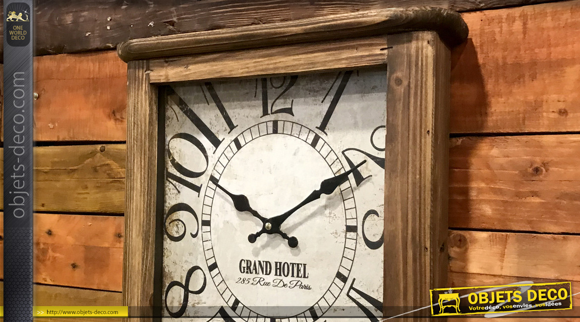 Trieur horloge mural en métal et bois, finition naturel, ambiance Grand Hôtel, 95cm