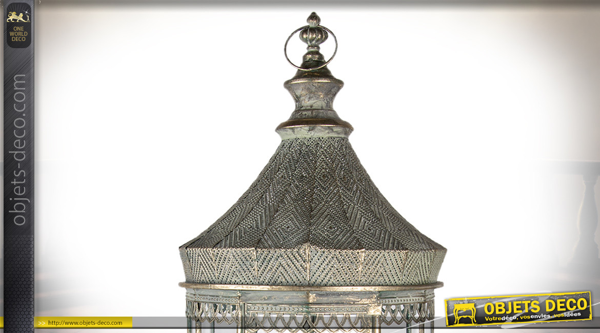 Grande lanterne décorative en métal et verre sur pieds, finition vieilli patiné doré, Ø34cm / 103cm