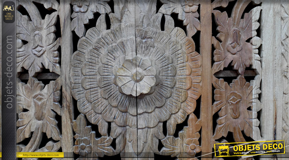Grande armoire en bois de manguier massif, portes richement sculptées, finition naturel, 180cm