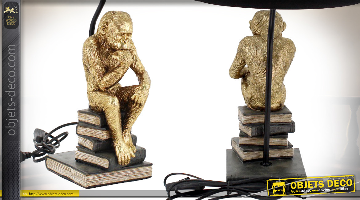 Lampe de salon en métal avec sculpture de singe doré assis sur une pile de livres, 50cm