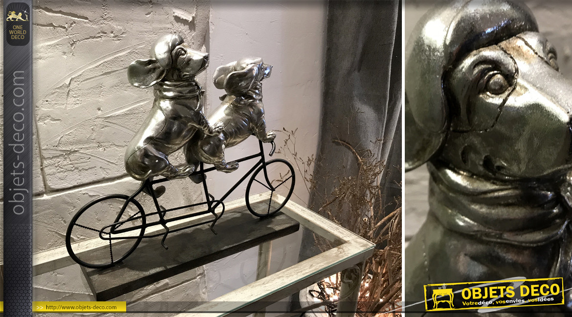 Déco de chiens sur un vélo, en résine et métal, finition noir charbon et argent vieilli, 40cm