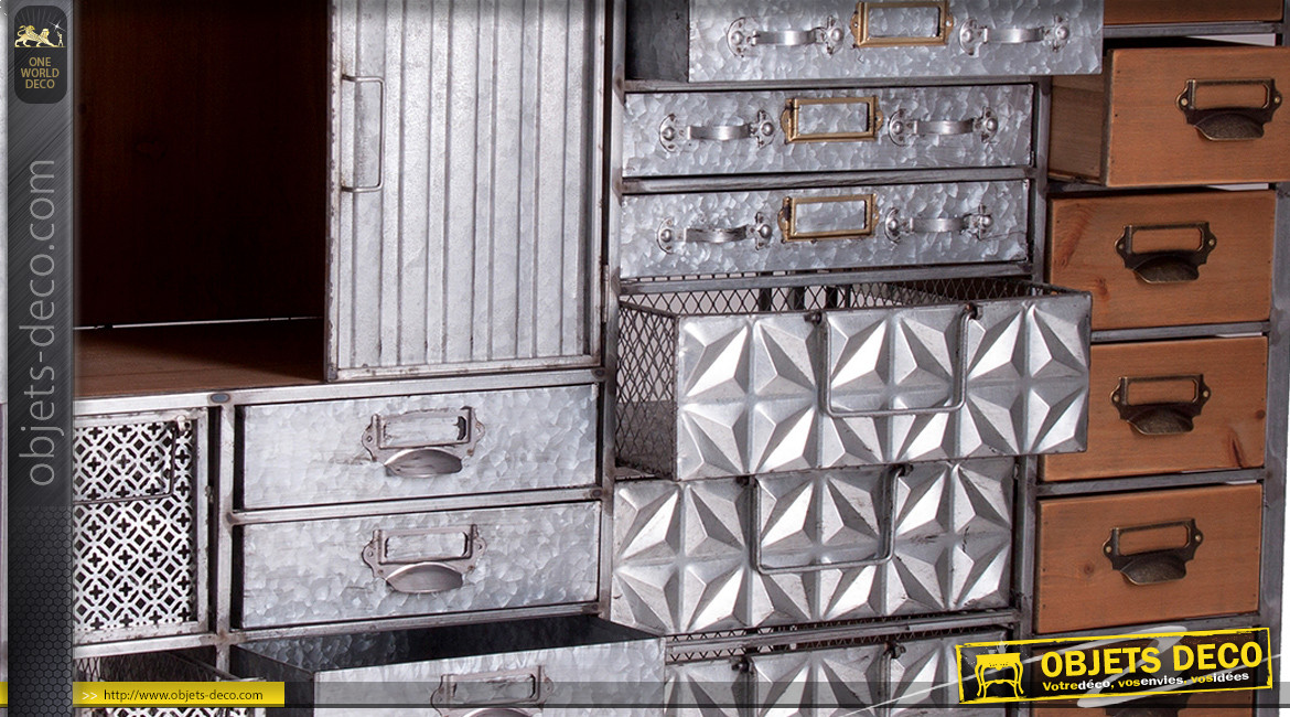 Meuble de rangement multi tiroirs en sapin et métal, ambiance indus atelier, 105cm