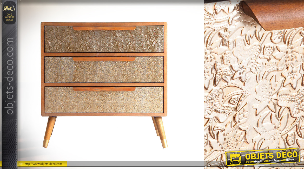 Commode à 3 tiroirs en bois avec facades plaquées en alu doré, ambiance rétro chic, 80cm