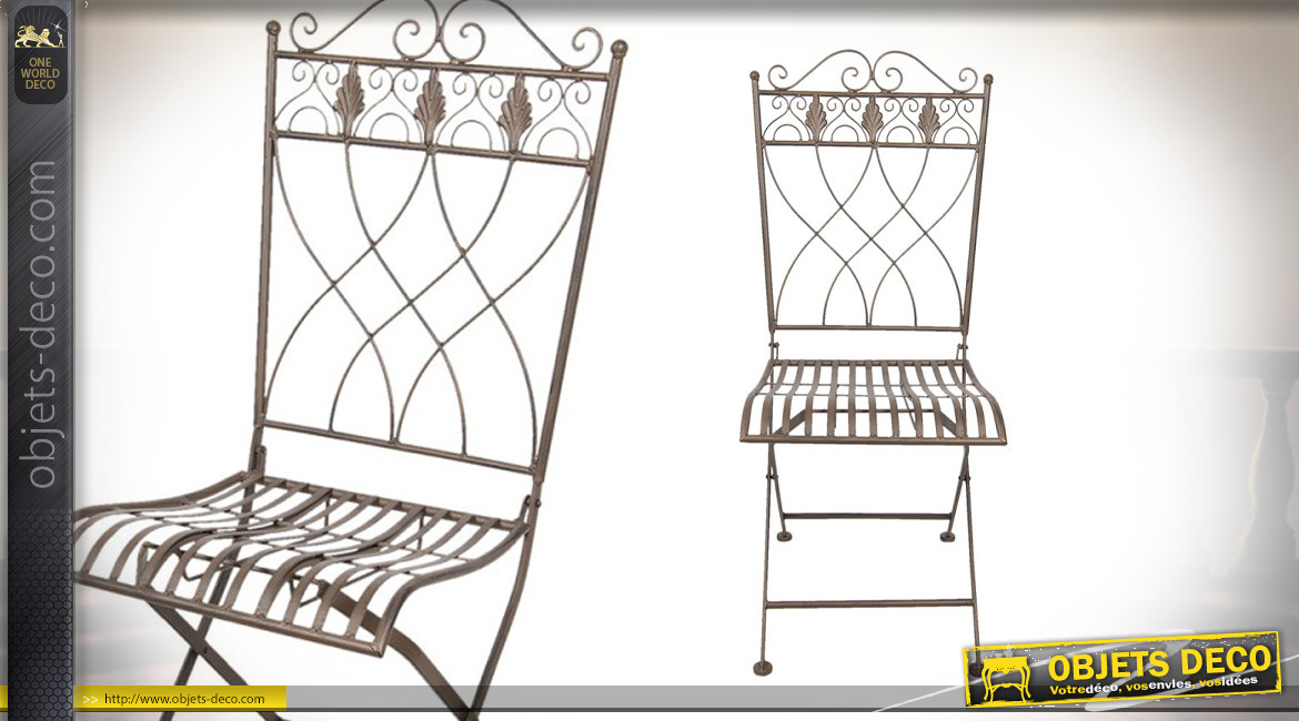 Chaise de jardin Polignac, en métal finition cuivré effet laiton ancien, reflets bronze