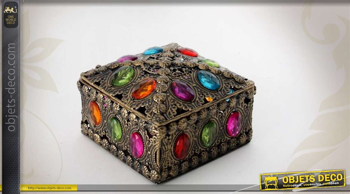 Boîte à bijoux en métal avec brillants et cabochons multicolores