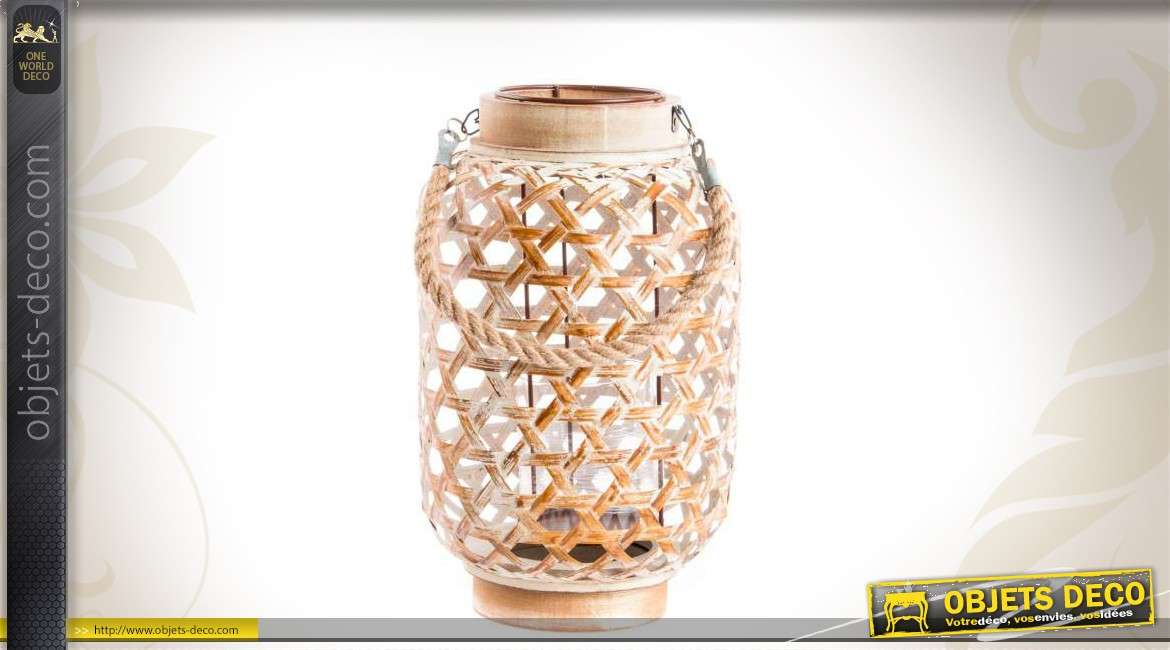 Lanterne en bois tressé avec photophore en verre