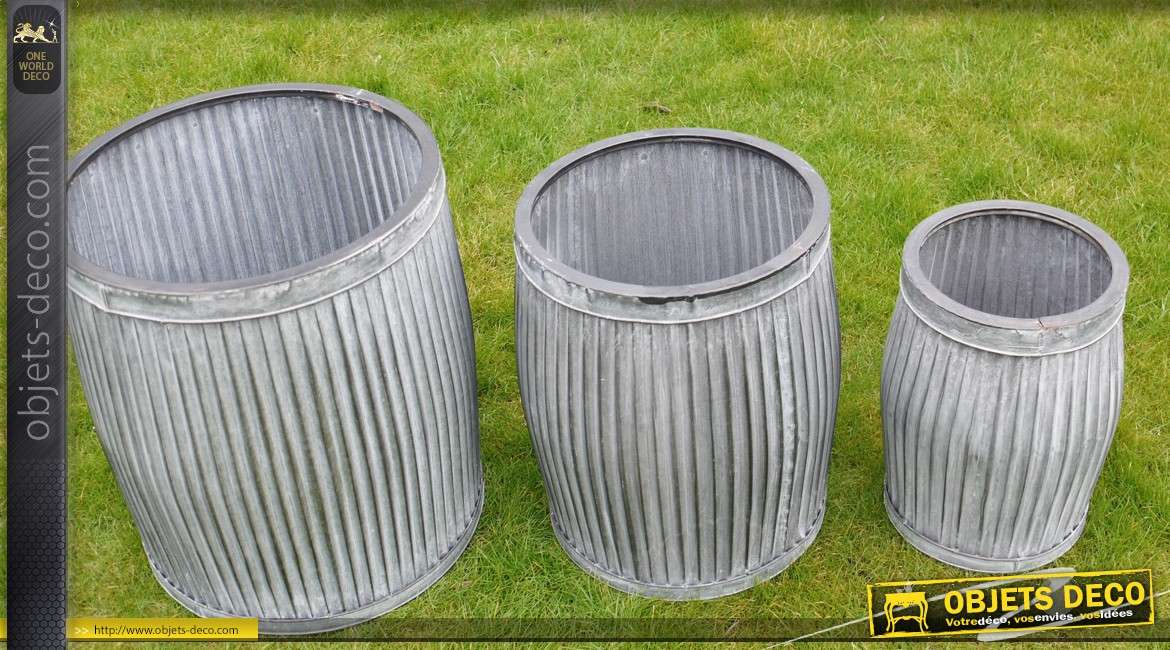 Série de trois grands pots en acier galvanisé finition zinc