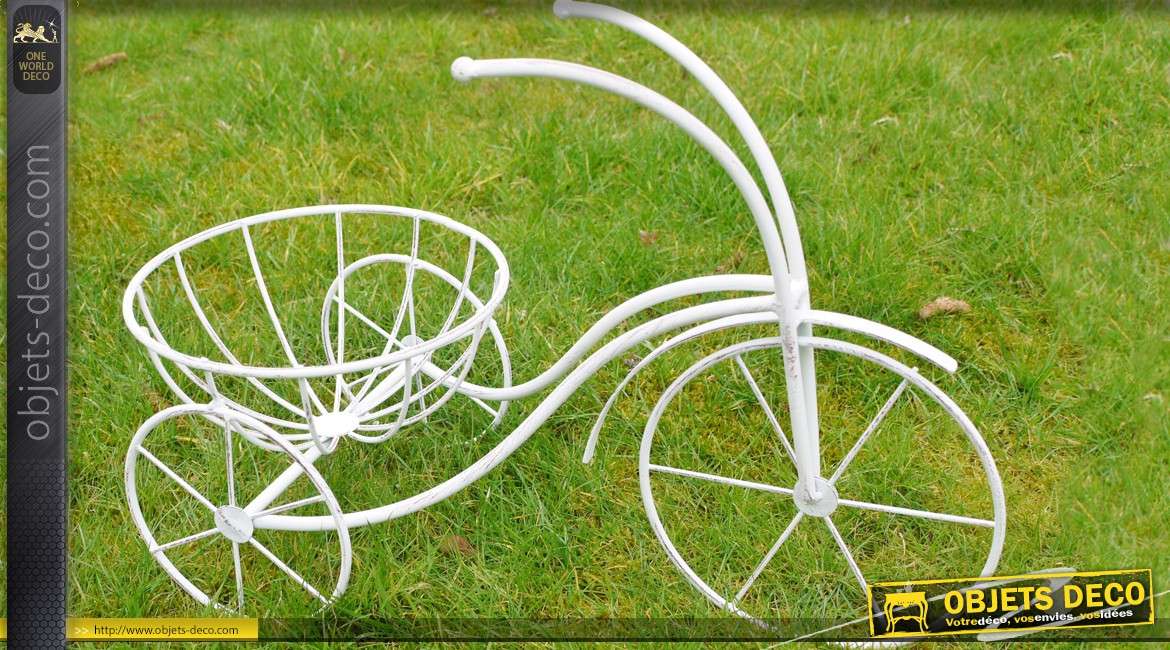 Tricycle jardinière coloris blanc antique