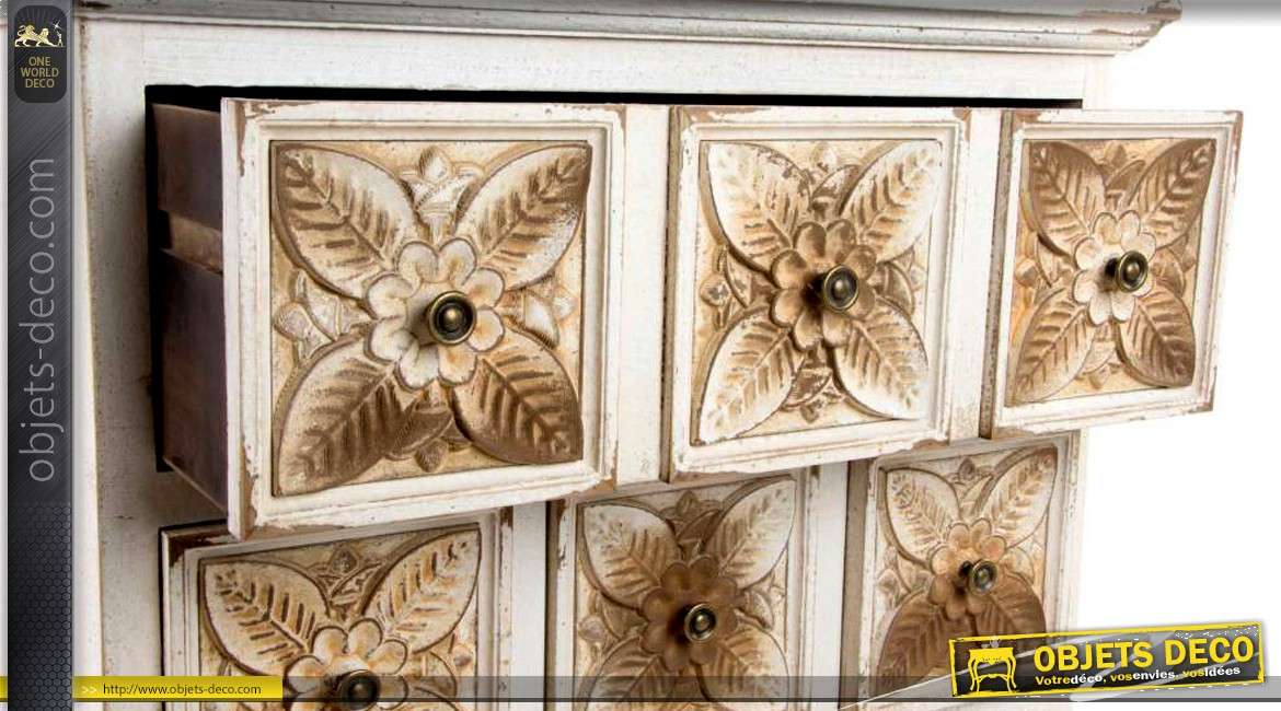 Commode déco brocante 9 tiroirs façades en relief motifs floraux