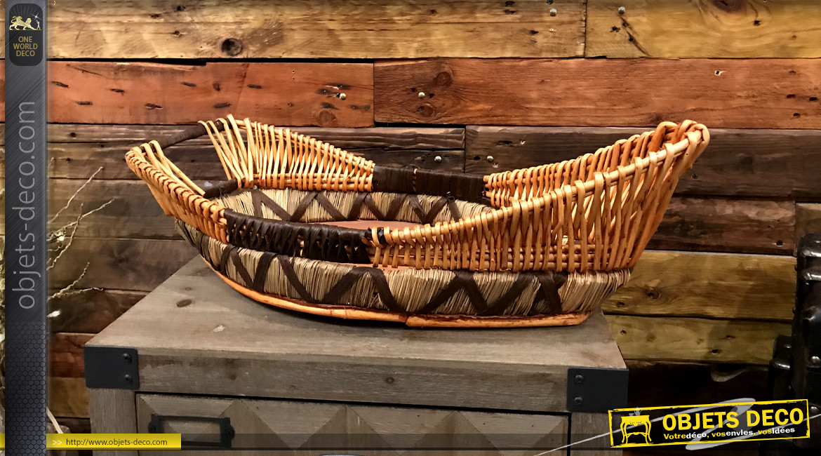 Corbeille en bois, osier et corde en forme de bateau