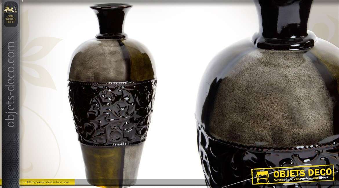 Vase céramique brillante coloris noir et brun à motifs en relief