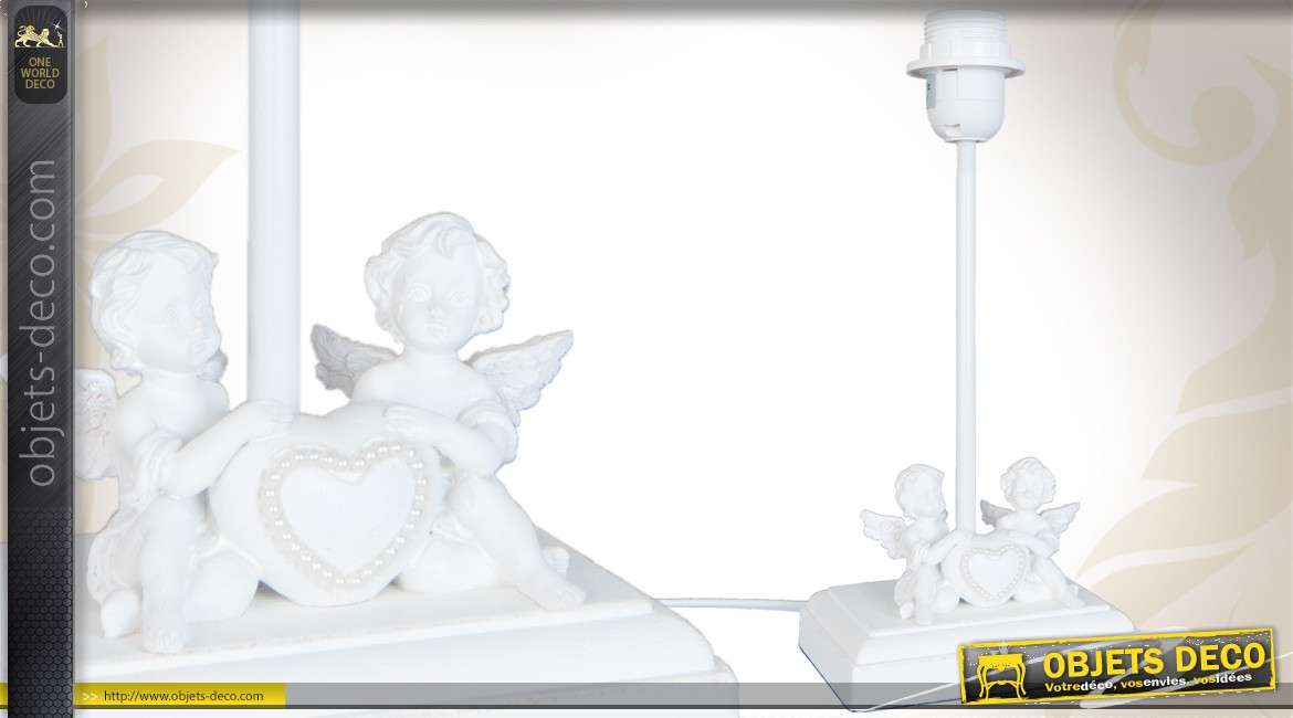 Pied de lampe avec miniatures d'angelots coloris blanc