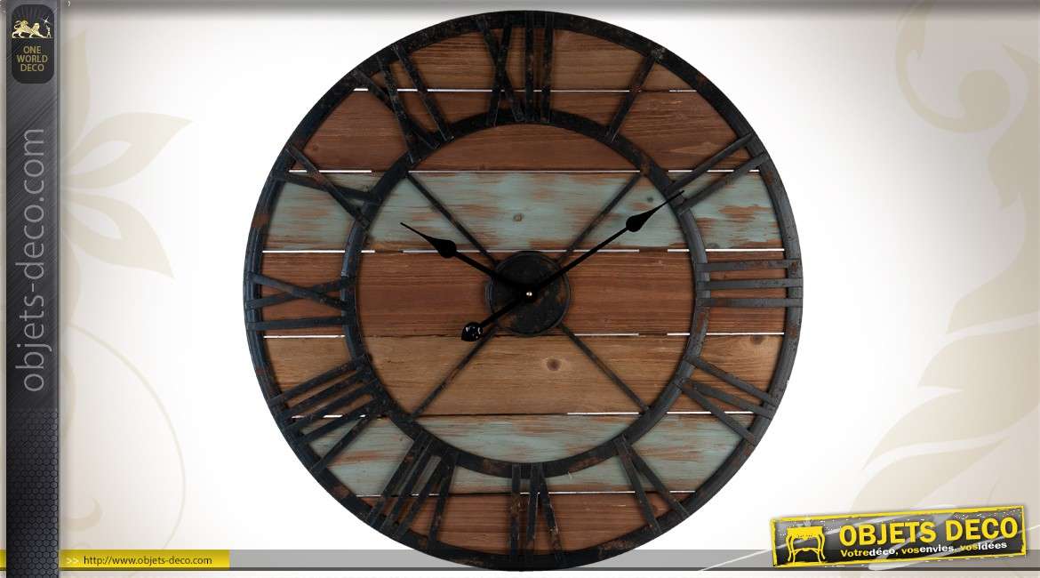 Horloge murale ronde en métal et bois finition patinée
