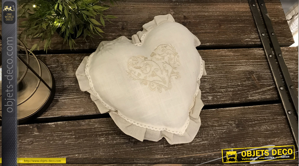 Coussin décoratif en forme de coeur en coton et en lin