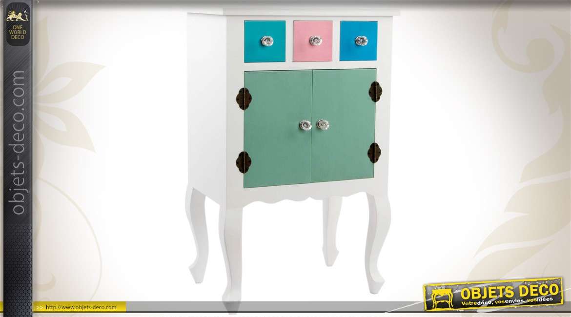 Table de chevet en bois avec tiroirs et portes de diverses couleurs