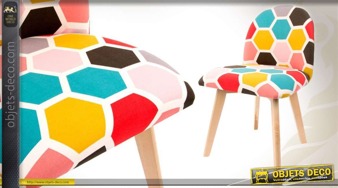 Chaise en bois et tissu motifs nid d'abeilles coloris variés