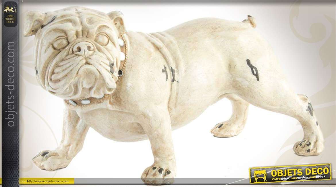 Statuette animale de chien en résine finition vieillie