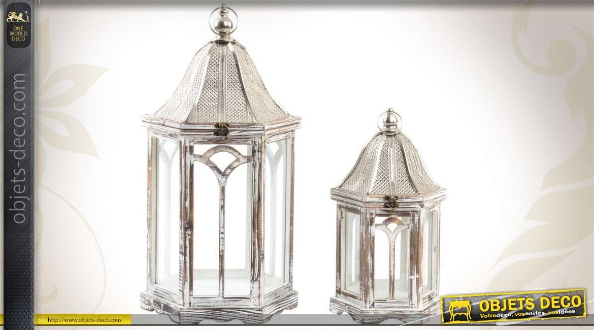 2 lanternes en bois, métal et verre finition vieillie
