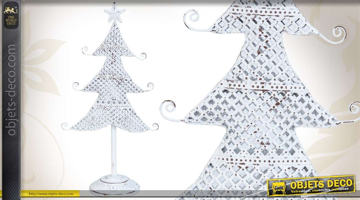 Sapin de Noël décoratif en métal blanc patiné