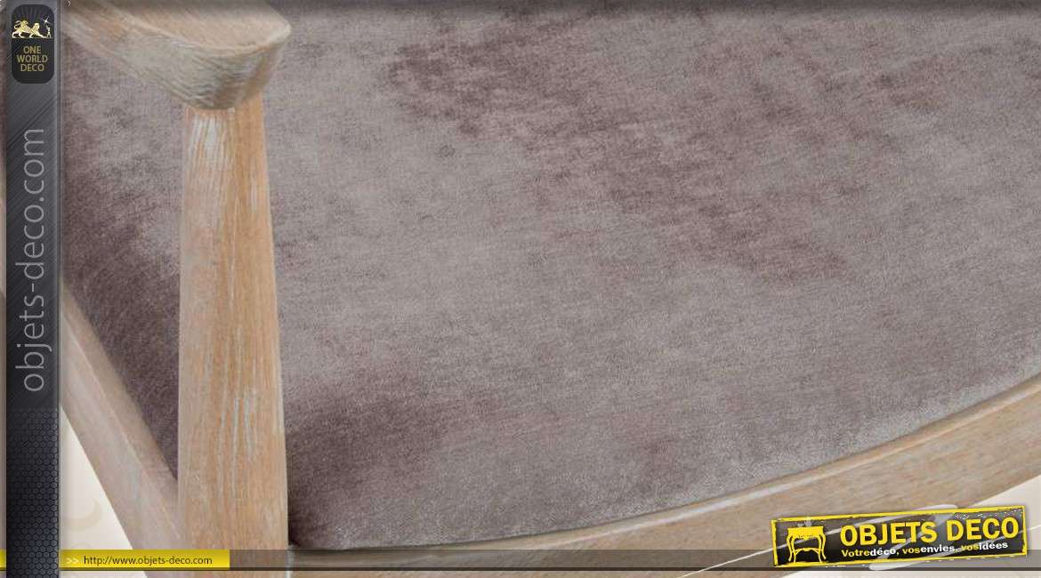 Chaise scandi en bois vieilli et tissu toucher velours