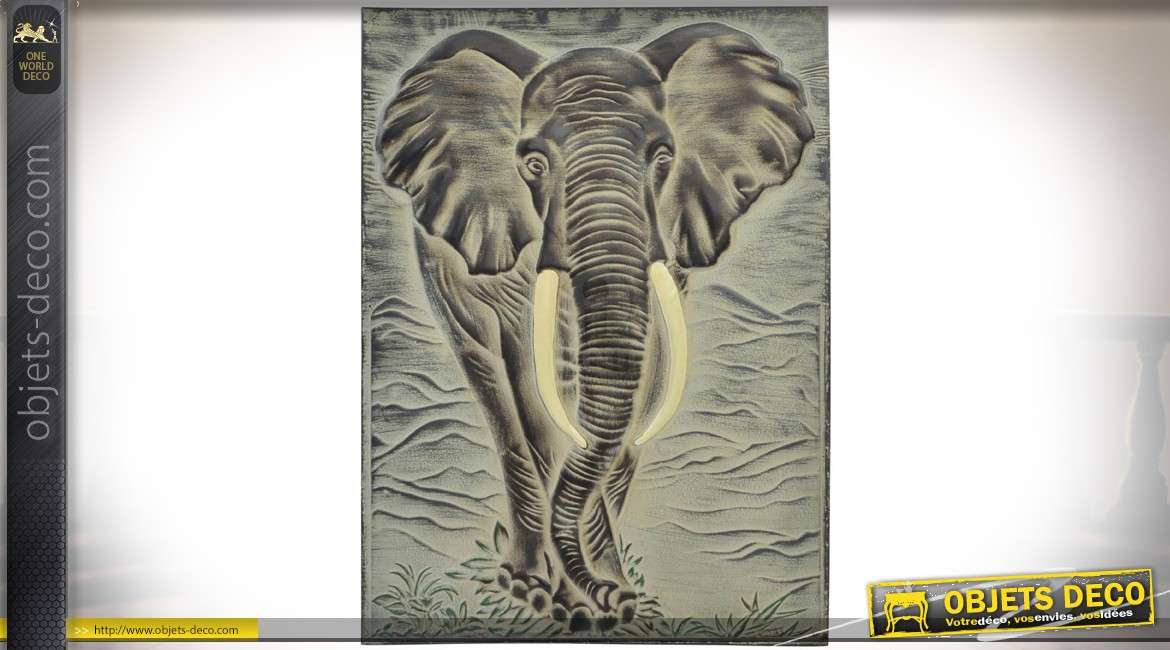 Grande décoration en métal embossé : éléphant d'Afrique (114 cm)