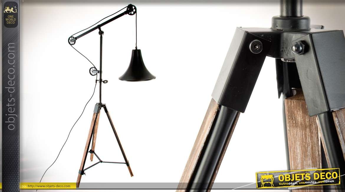 Lampadaire style industriel en bois et métal avec système de poulies  178cm