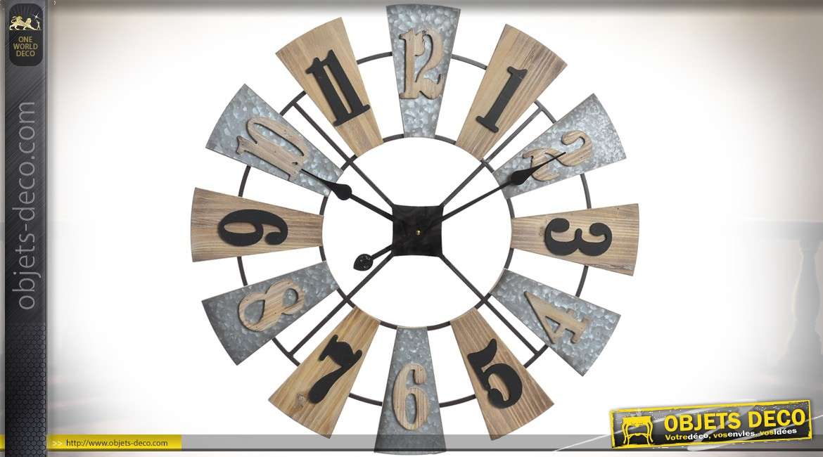 Horloge en forme de roue d'éolienne ancienne en bois et métal Ø 60 cm
