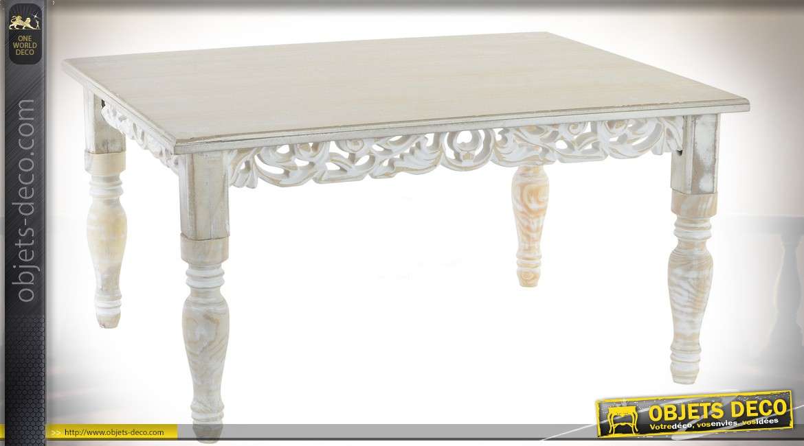 Table basse retangulaire style oriental en bois sculpté patine blanche