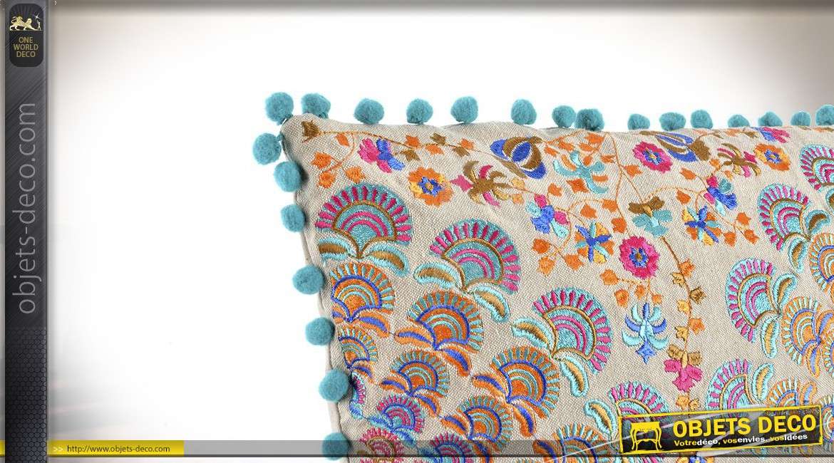 Coussin décoratif rectangulaire 60 x 35 cm motifs indiens multicolores