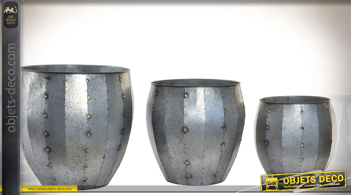 Série de 3 cache-pots en métal finition zinc ancien Ø 35,5 cm