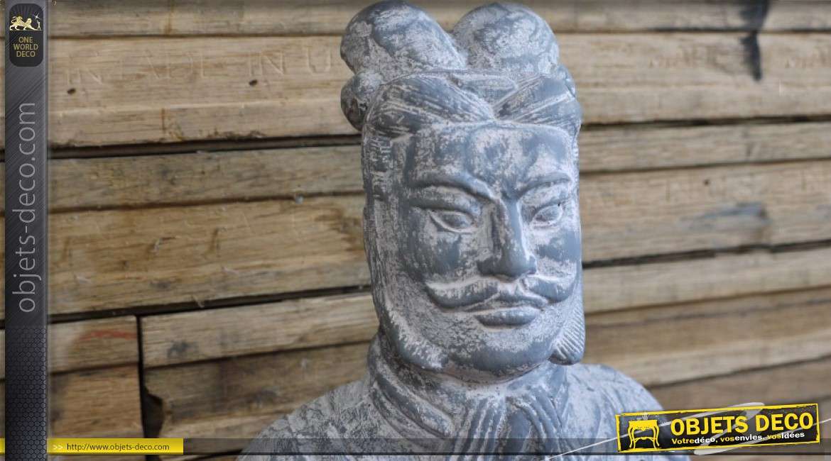 Statuette guerrier Xian imitation pierre grise effet blanchi 59 cm