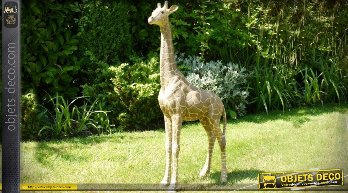 Sculpture de girafe ornementale en résine 92 cm