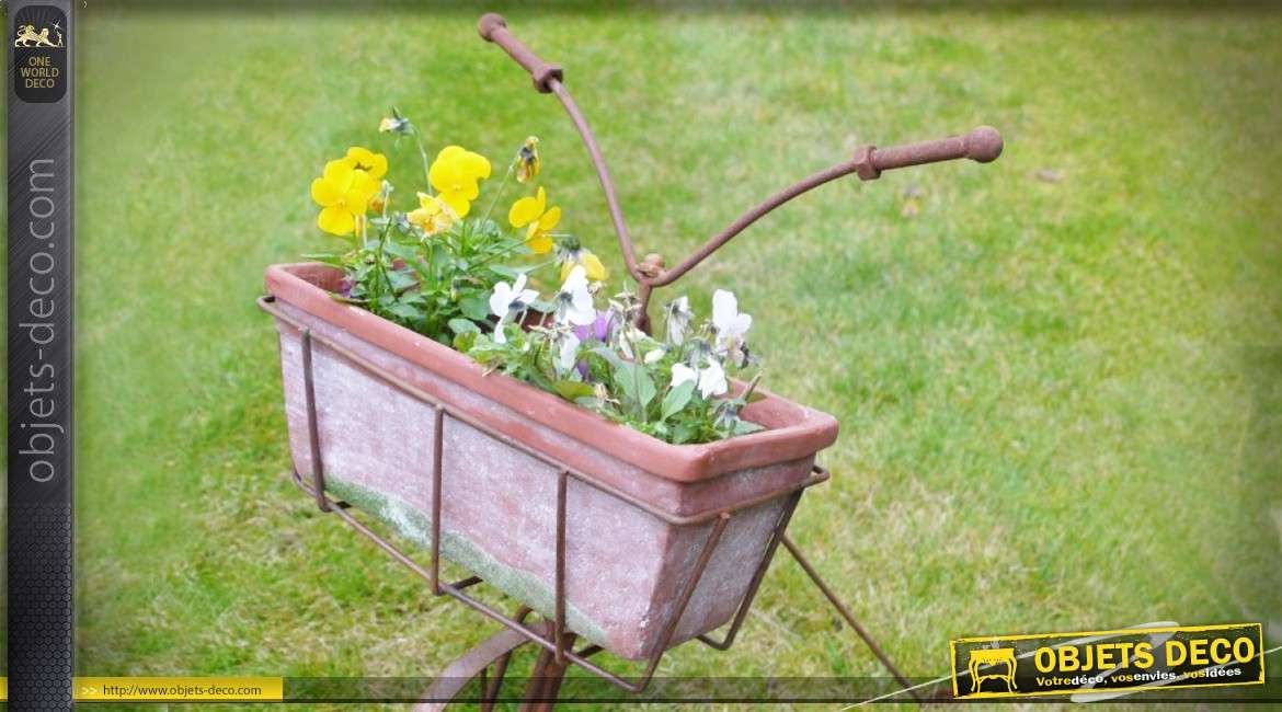Vélo jardinière en métal oxydé avec bac à fleurs rectangulaire 46 cm