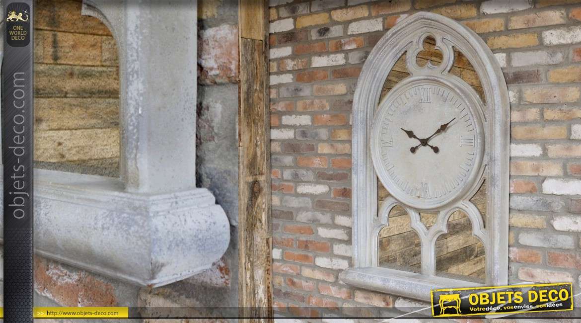 Grande horloge en forme de miroir gothique en pierre sculptée 130 cm