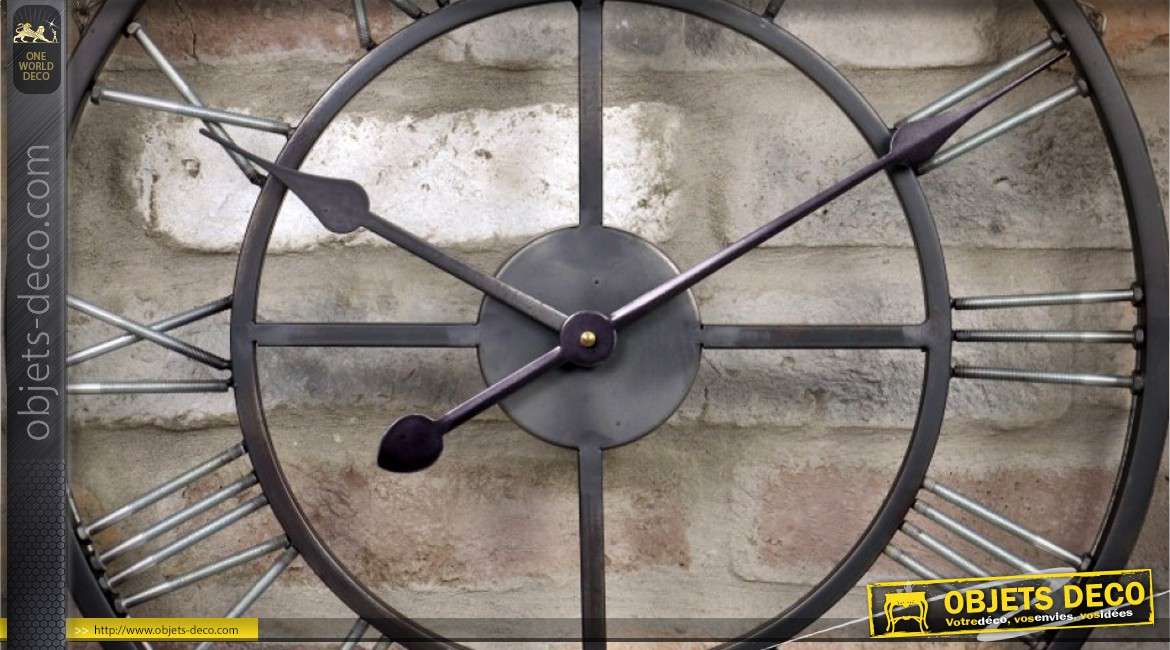 Horloge rétro indus en métal façon fer forgé avec chiffres romains Ø 49 cm