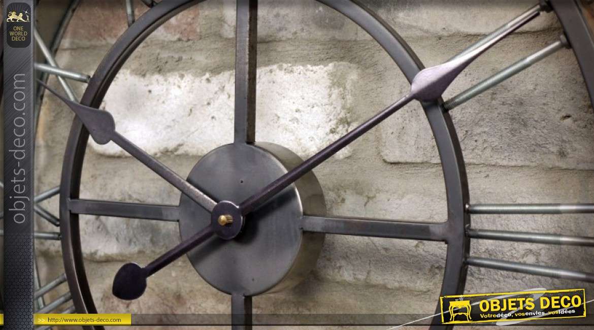 Horloge rétro indus en métal façon fer forgé avec chiffres romains Ø 49 cm