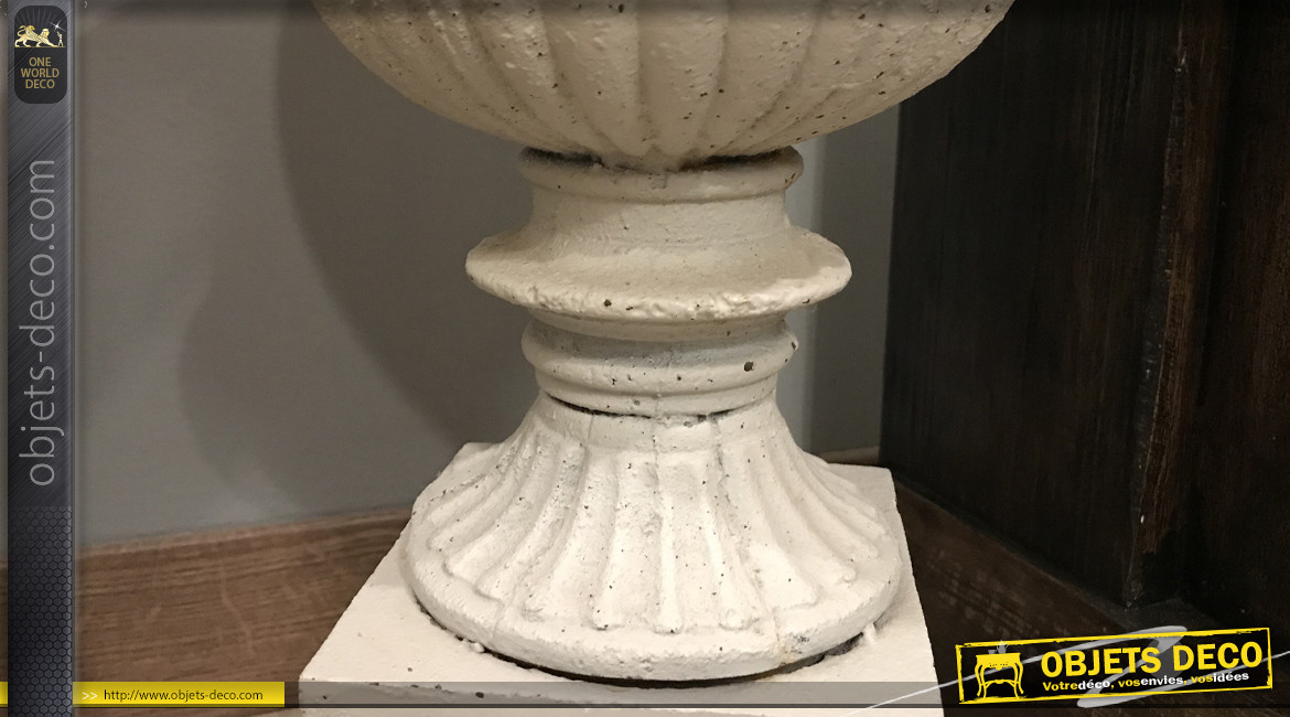 Vase Médicis finition blanc antique 50 cm