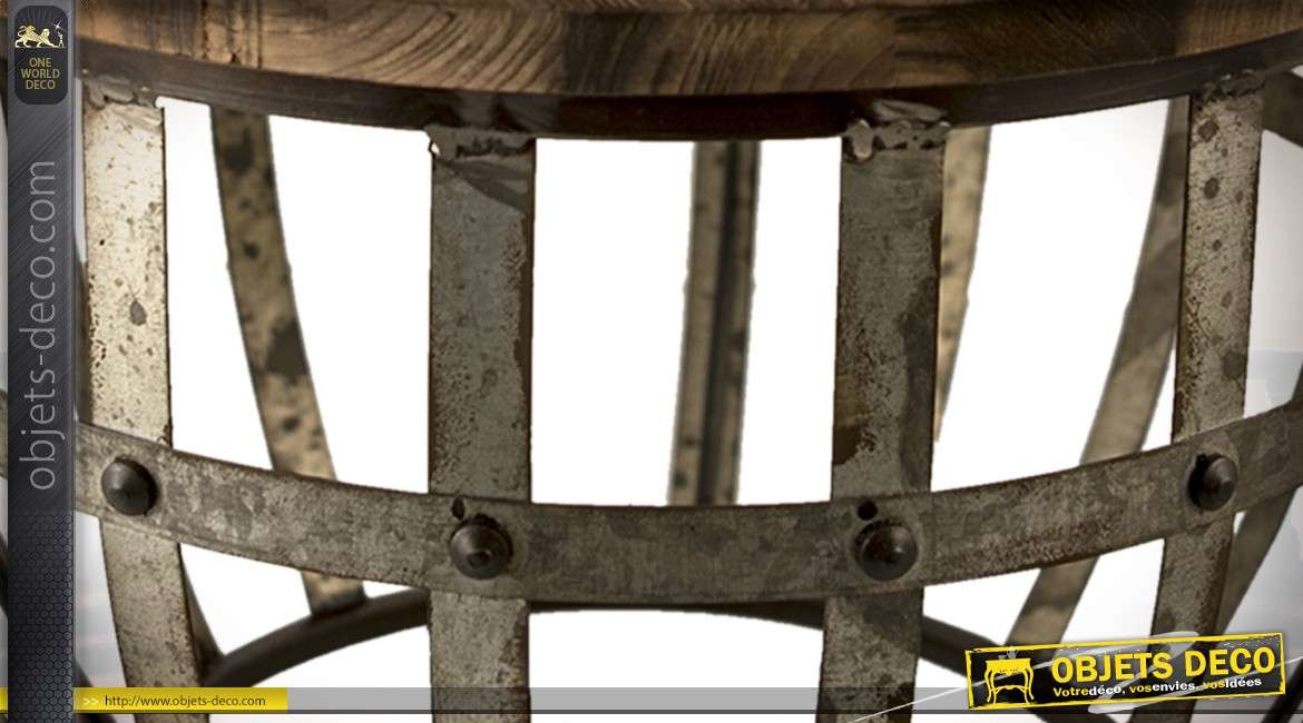 Table bout de canapé en bois ancien et métal vieilli Ø 45 cm