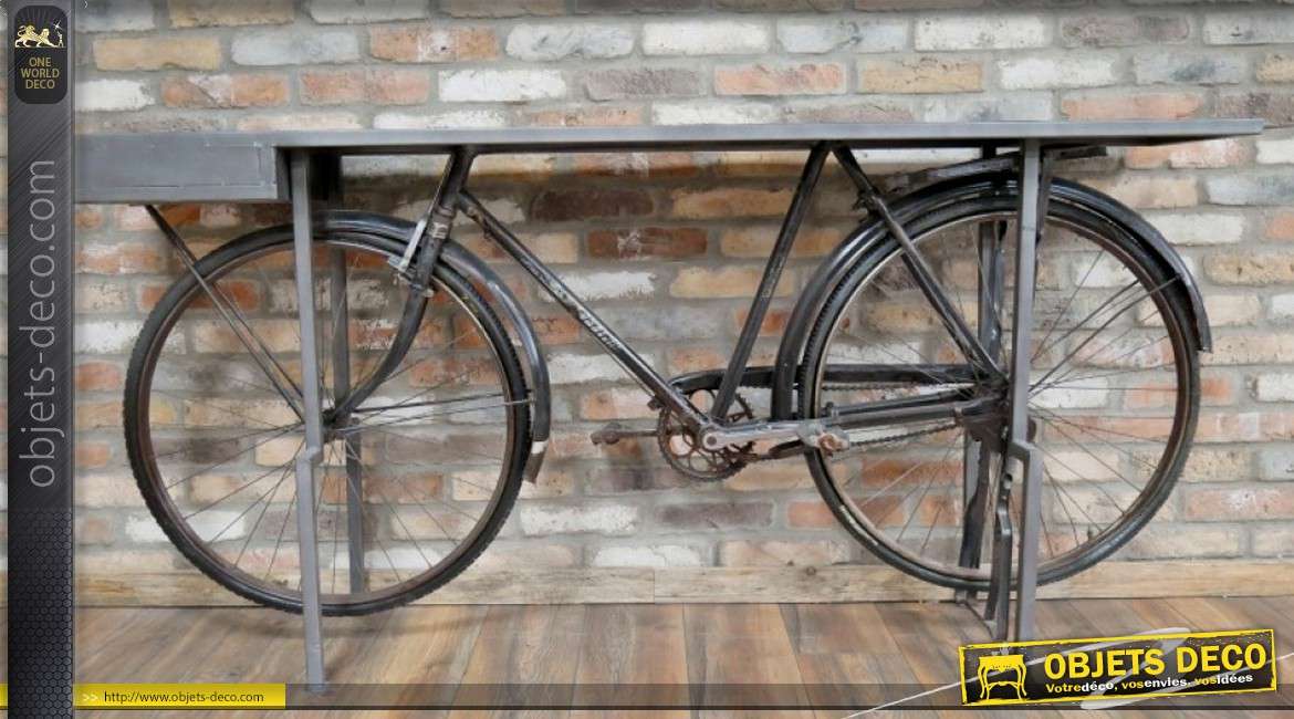 Console rétro industrielle avec grand cadre de bicyclette ancienne 188 cm