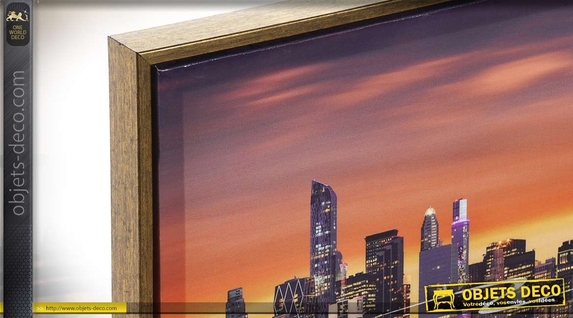Duo de tableaux Skyline new-yorkaises avec encadrement doré 122 x 42 cm
