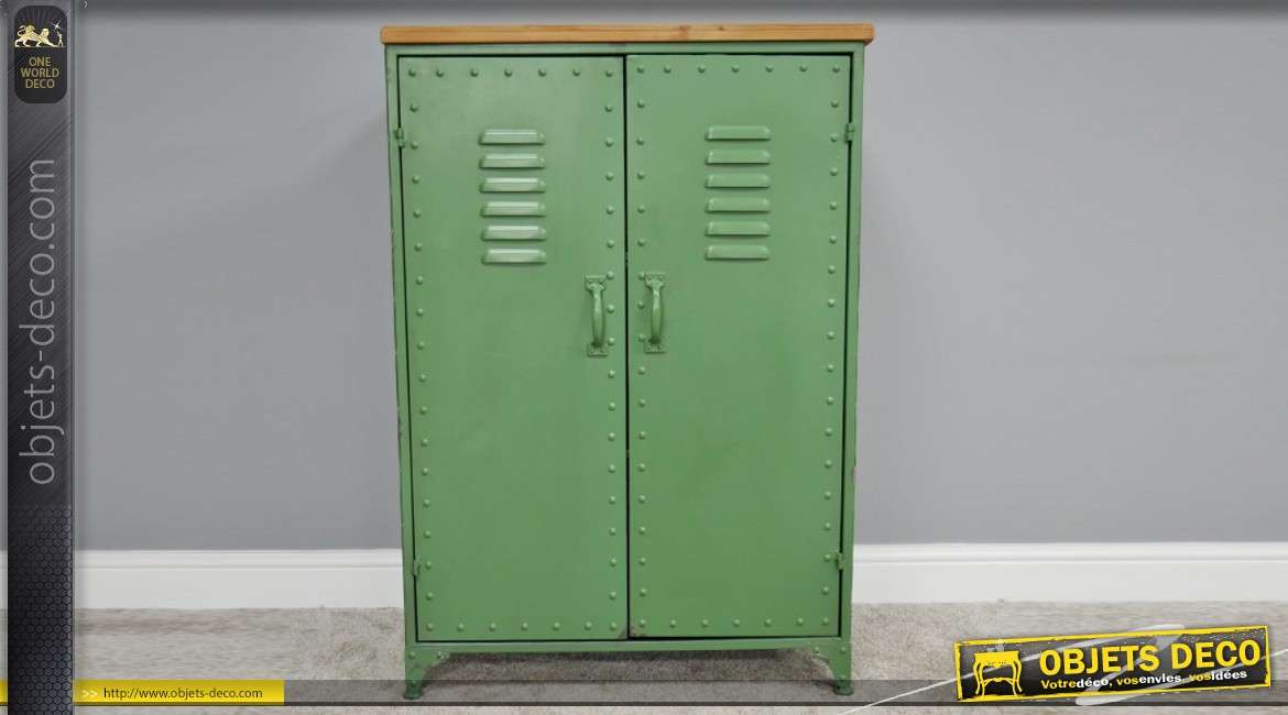 Meuble d'appoint en métal finition vert vintage, 2 portes style vestiaires avec rivets apparents