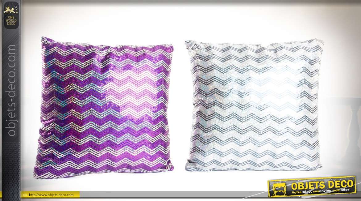Set de 4 coussins en polyester brillant argenté à motifs en zigzags